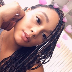 Meet your Posher, Nicole